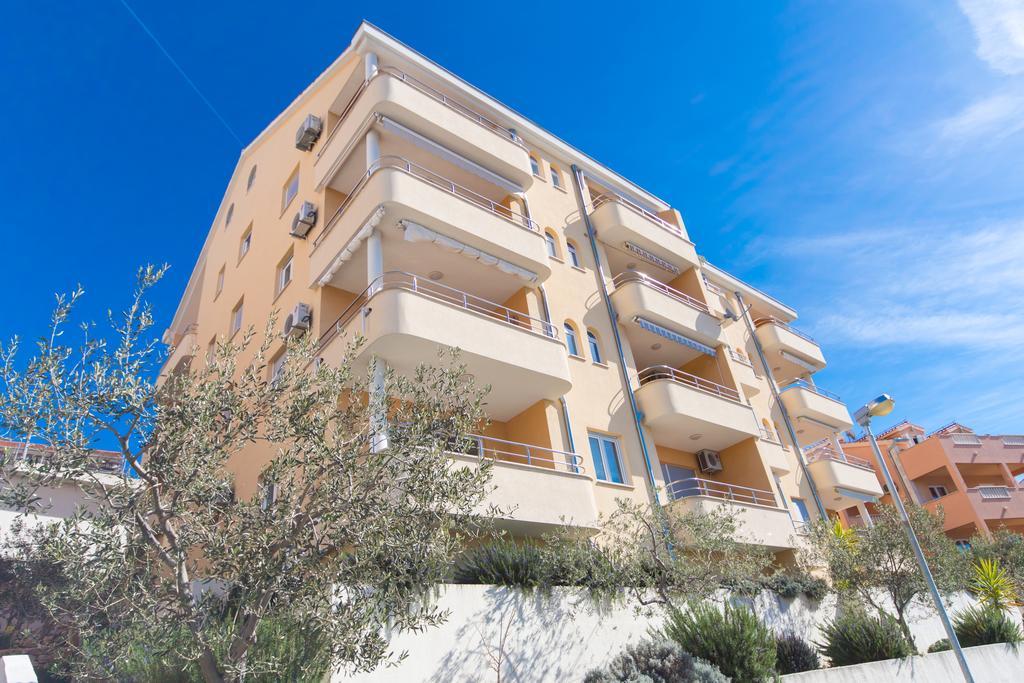 Apartment Labadusa تروغير المظهر الخارجي الصورة